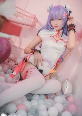 欧美人妖一区_1080免费全集观看