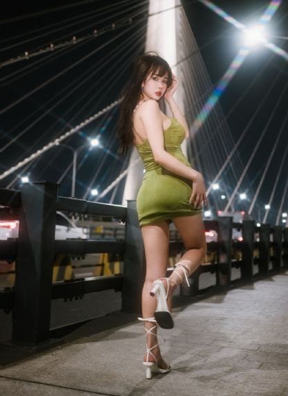 12一15女人a毛片13_剧情片在线手机播放