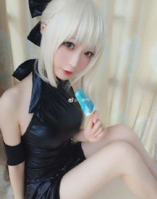 亚洲综合久久精品青草伊人_1080高清迅雷在线观看